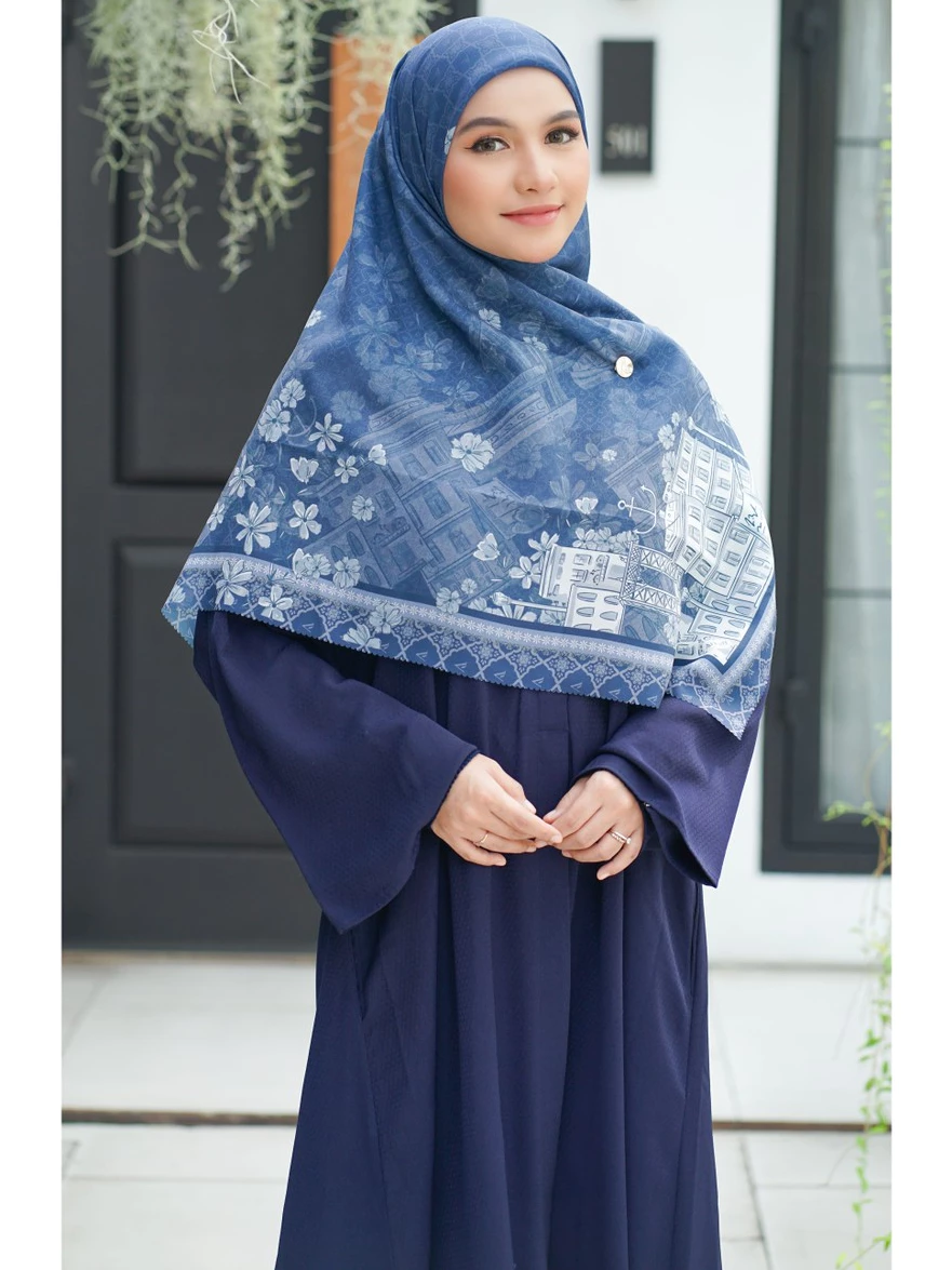 Hijab Syari 140 Corak - Khadijah Scarf Poly Cotton | Jilbab Segiempat - Image 4